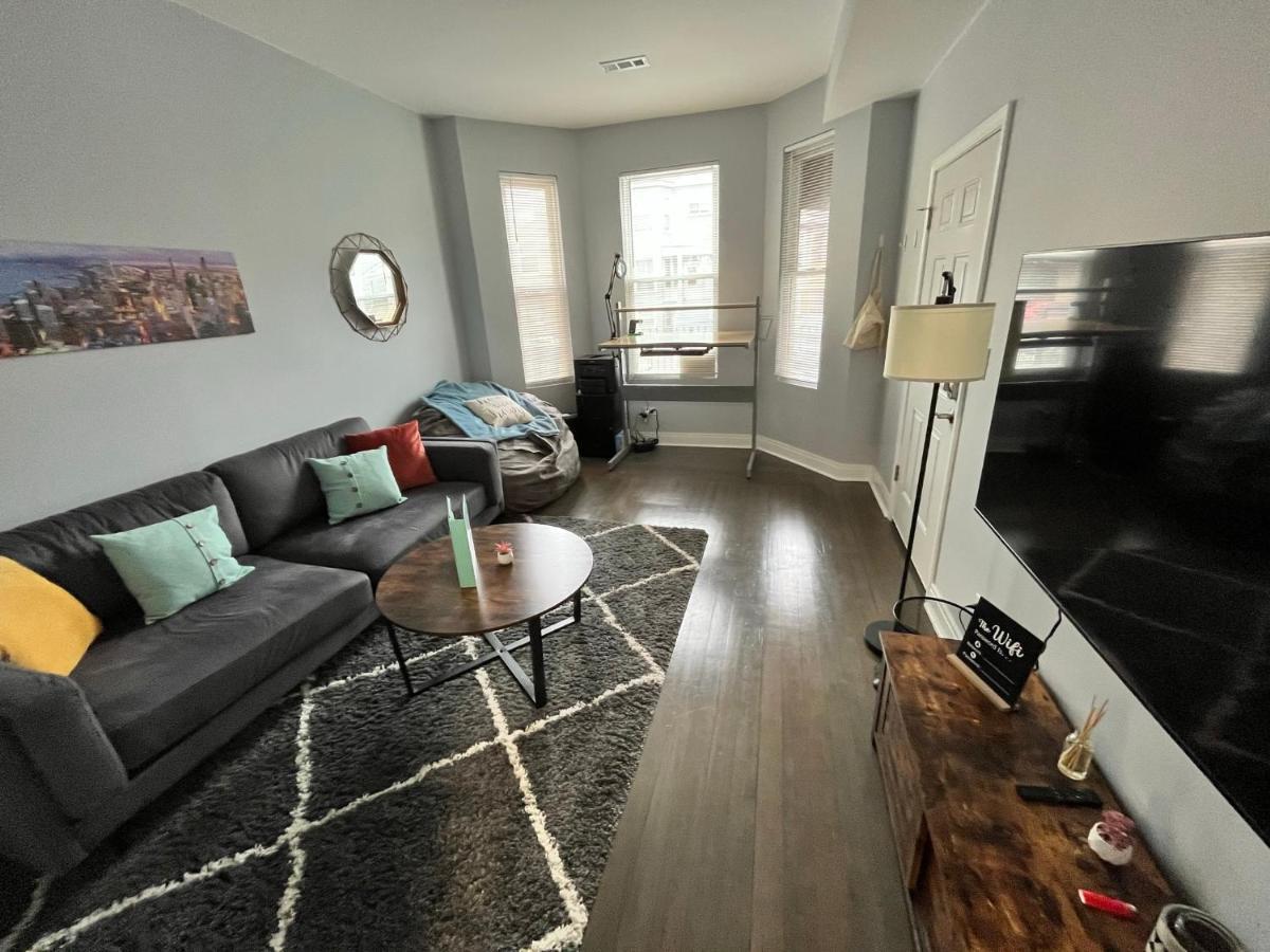 Lovely Logan Square 2-Bedroom In Chicago Buitenkant foto